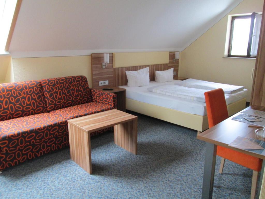 Landhotel Karrenberg Kirchberg an der Jagst Pokoj fotografie